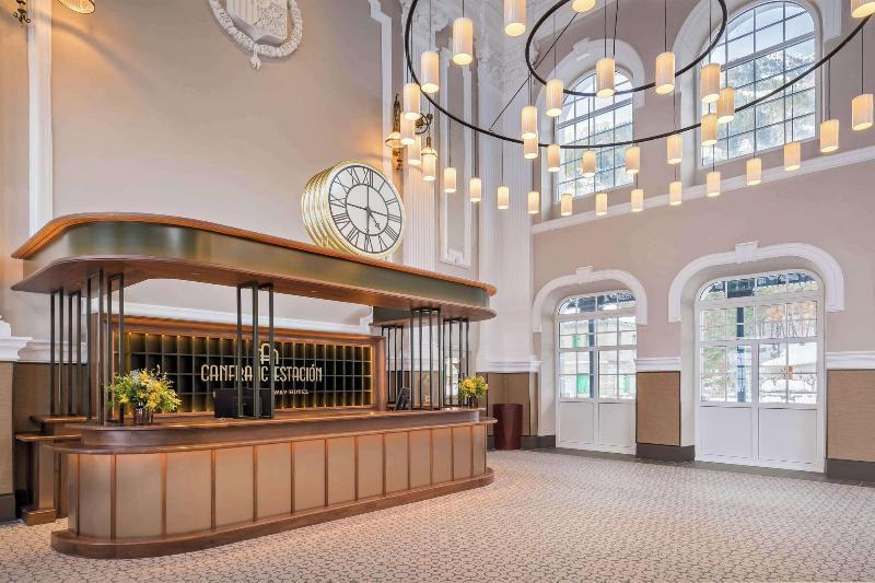 Canfranc Estacion Royal Hideaway Hotel Exterior foto
